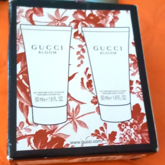 Gucci Bath & Body Gucci Bloom Gift Set Body Gel And Body Lotion